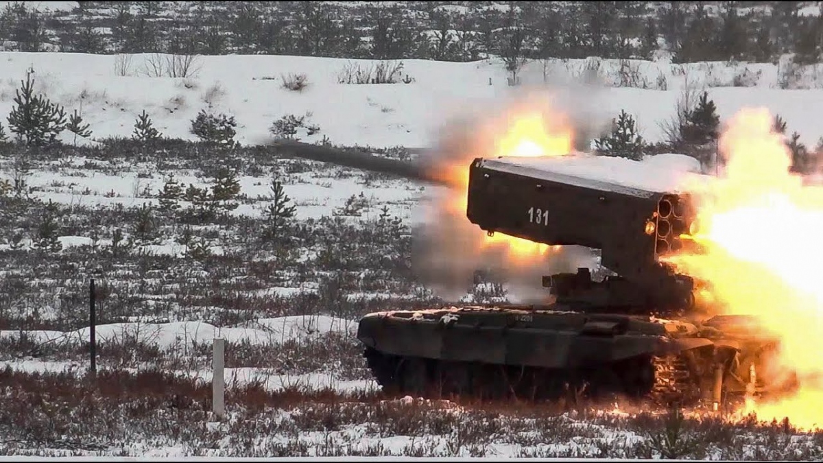 Xem “hỏa thần nhiệt áp” TOS-1A của Nga giăng bẫy lửa trên chiến trường